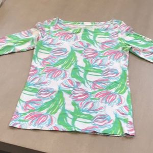 EUC Lilly Pulitzer blouse.